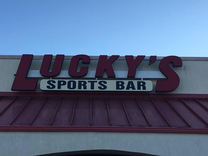 Lucky's Sports Bar