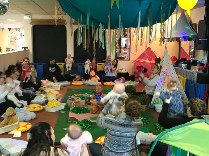 Twinkle toes soft play baby cafe & children's centre.
