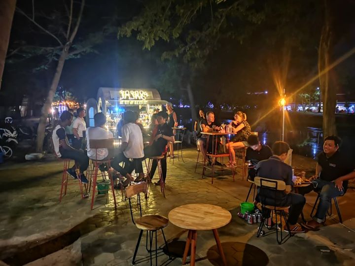 Siem Reap Prosecco Cocktail Bar