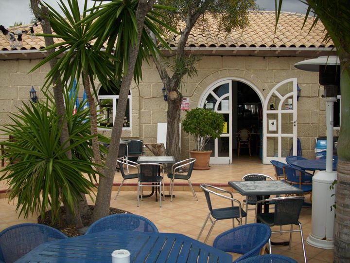 The Palms Pool Bar & Restaurant Golf Del Sur