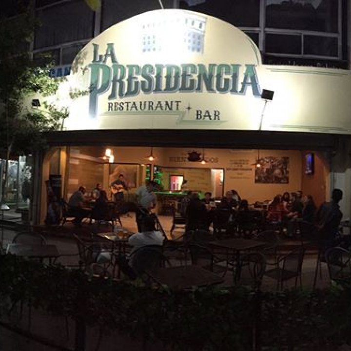 La Presidencia: Restaurant - Bar