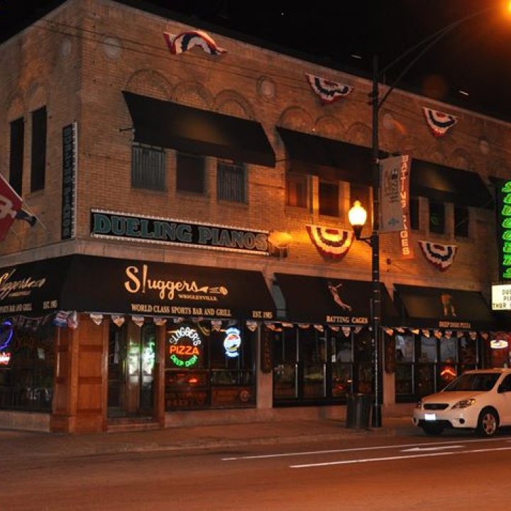 Sluggers World Class Sports Bar and Dueling Pianos